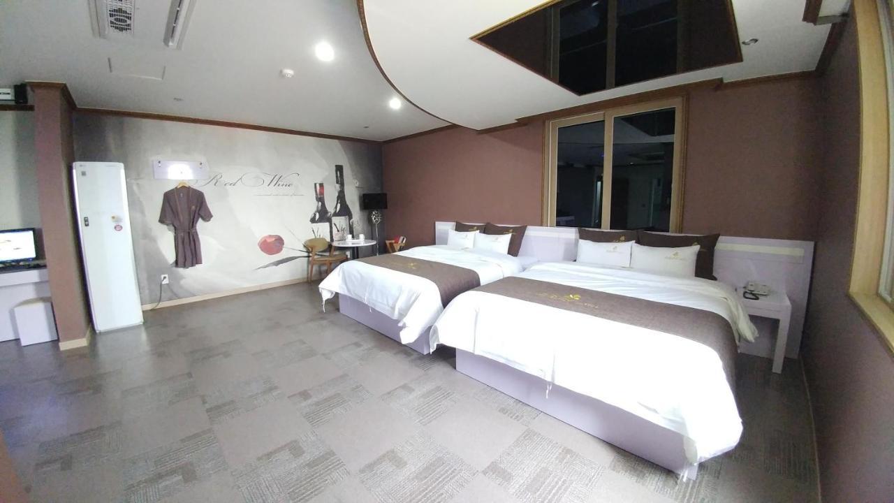 Iris Hotel Seosan Exteriér fotografie