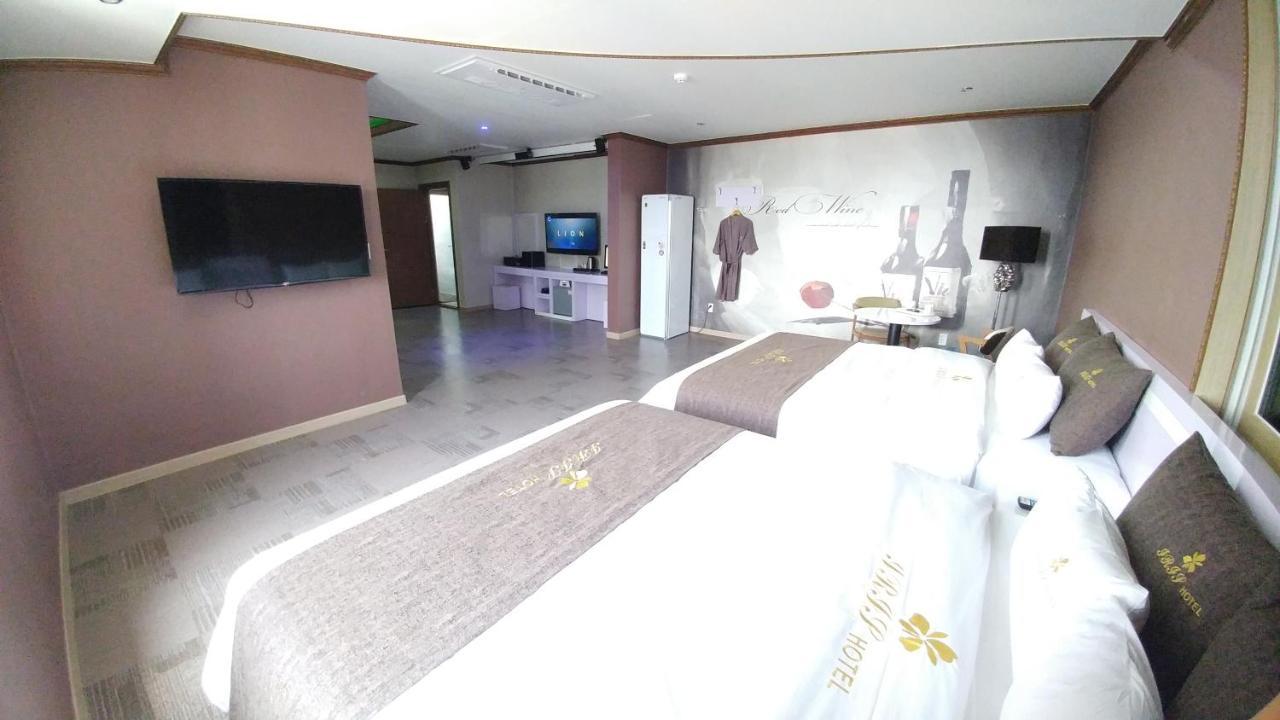 Iris Hotel Seosan Exteriér fotografie